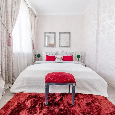 Daire Kms 2-bedrooms Vip Karla Marksa 20